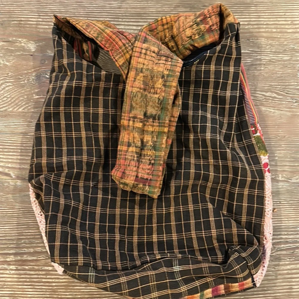 Bohemian embroidered bucket shoulder crossbody bag